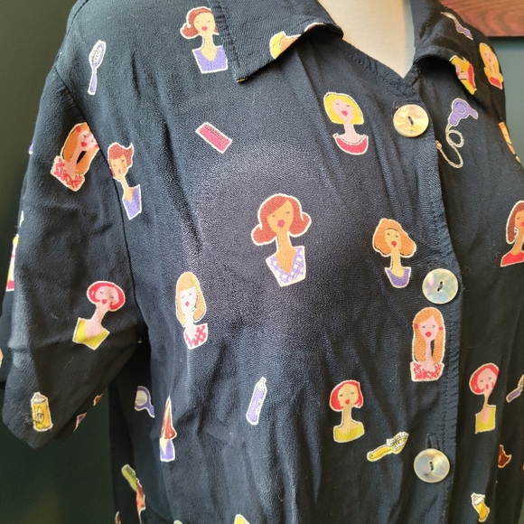 Vintage graphic print 80s button down top ladies faces - Picture 3 of 4